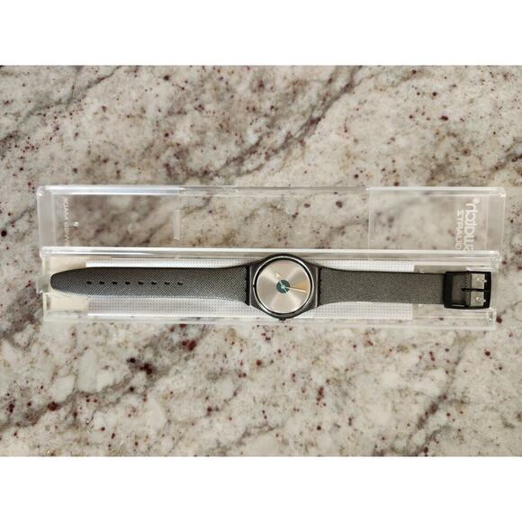 VINTAGE 1988 Swatch GX109 "Glowing Arrow" 34mm Swiss Made Watch NOS - Picture 3 of 9